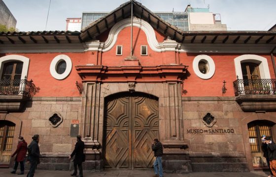 Museo-de-Santiago-Casa-Colorada